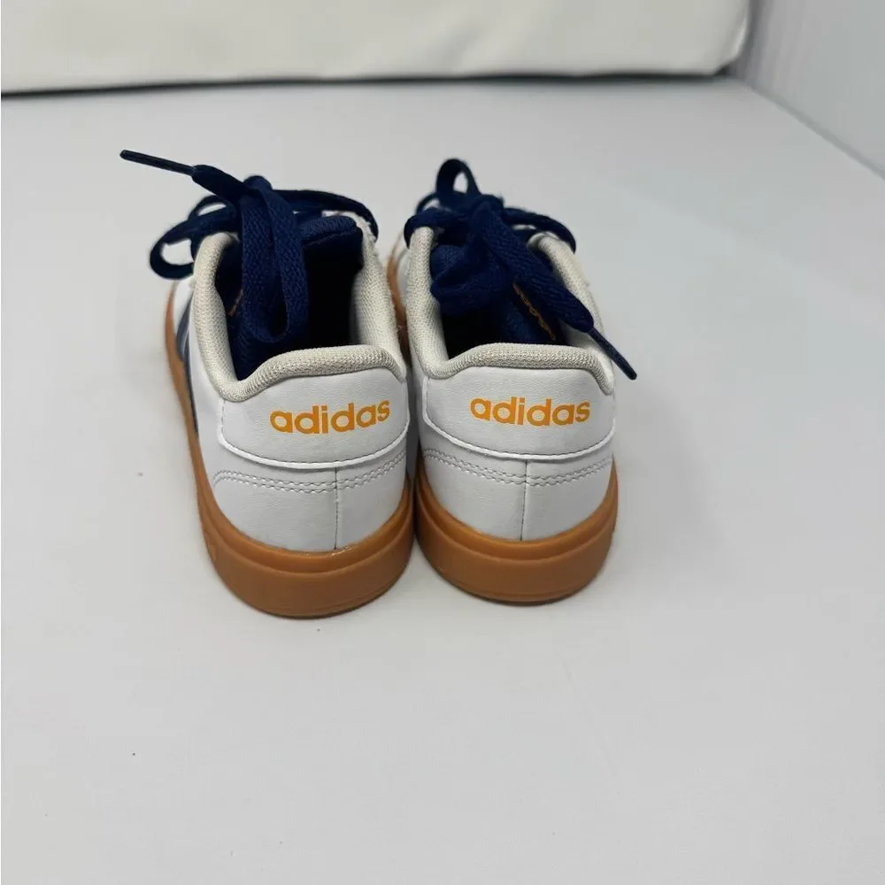 Adidas Grand Court Lifestyle Lace-Up GS in Cloud White and Dark Blue youth 1